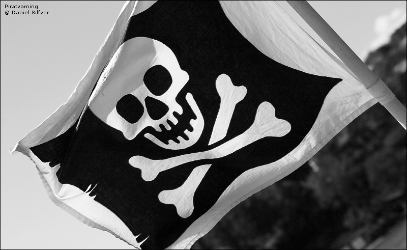 060806_piratvarning.jpg