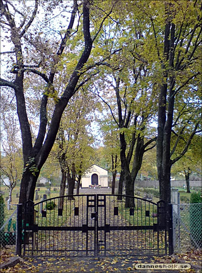 Höstkyrkogård.jpg