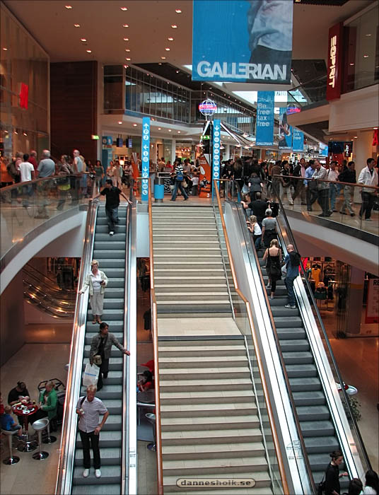 Gallerians nya utseende 02.jpg