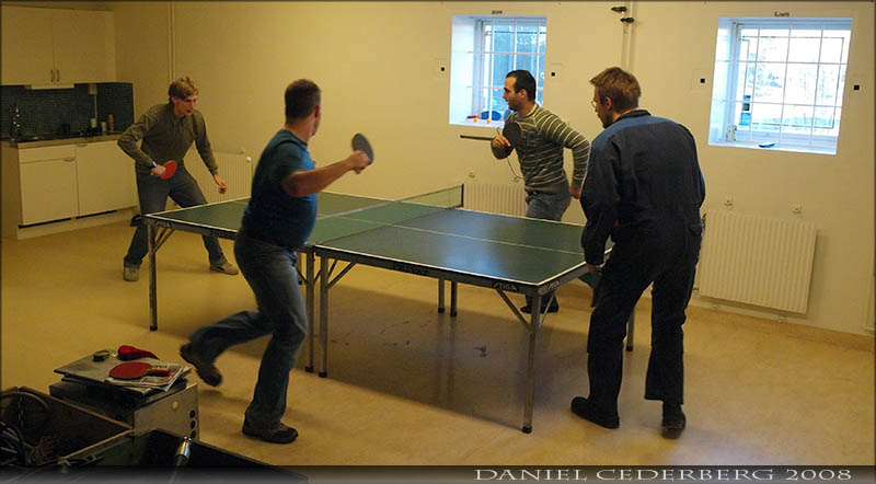 Pingis på jobbet 02.jpg