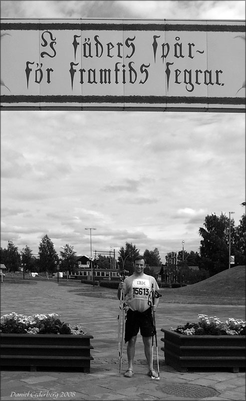 Dalarna 2008 - Mora 04 - Vasaloppsåkare 15613.jpg