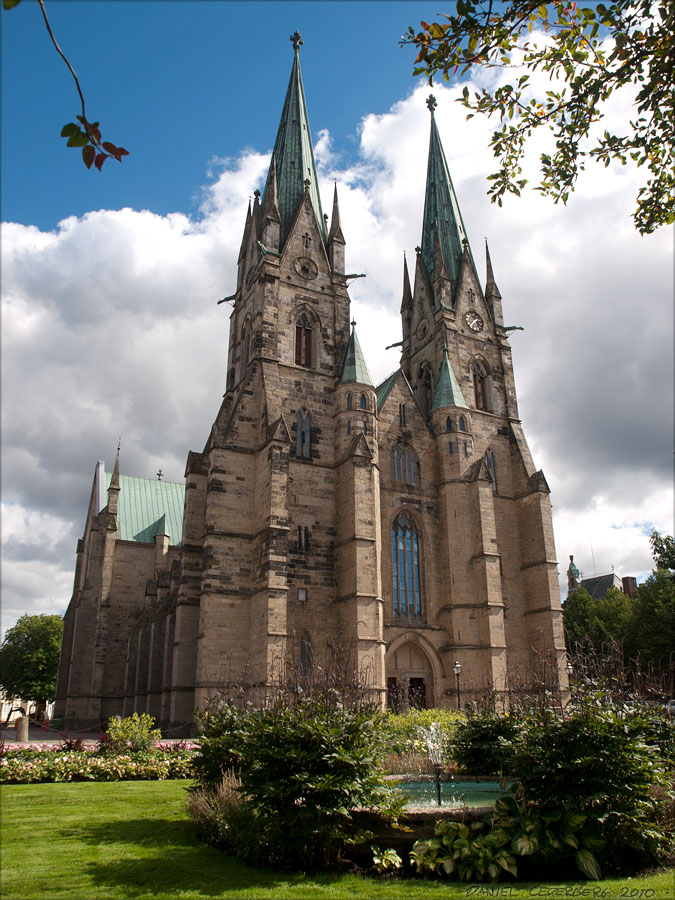 I arns fotspår - Skara domkyrka.jpg