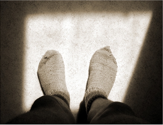 feet_a.jpg