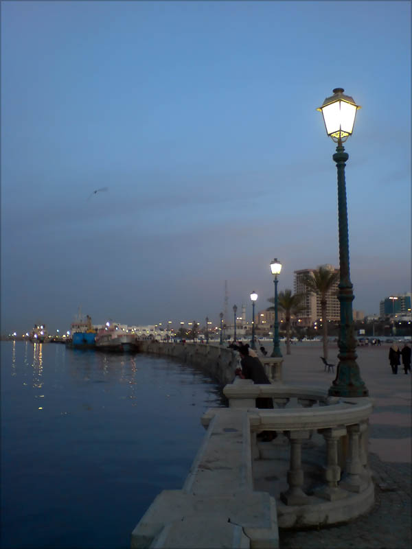 Libyen - Tripoli 06 - Vattenstråk.jpg
