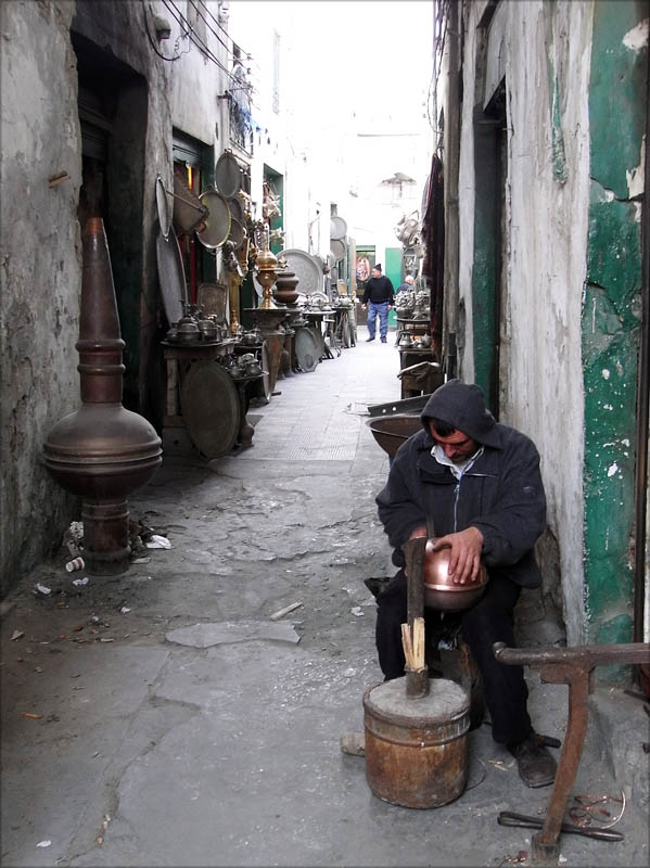 Libyen - Tripoli 15 - Hantverksgränd.jpg