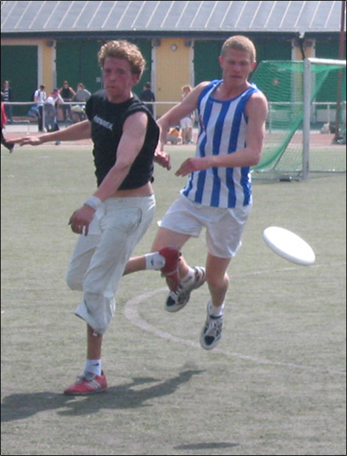 ultimate-frisbee.jpg