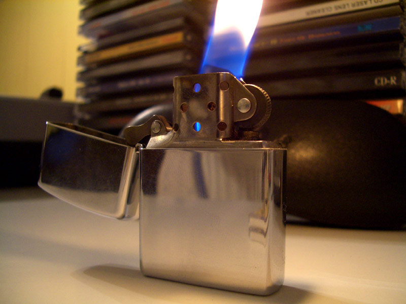 zippo.jpg