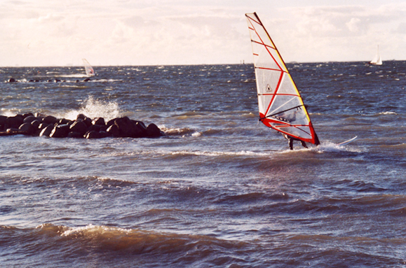 windsurfing.jpg