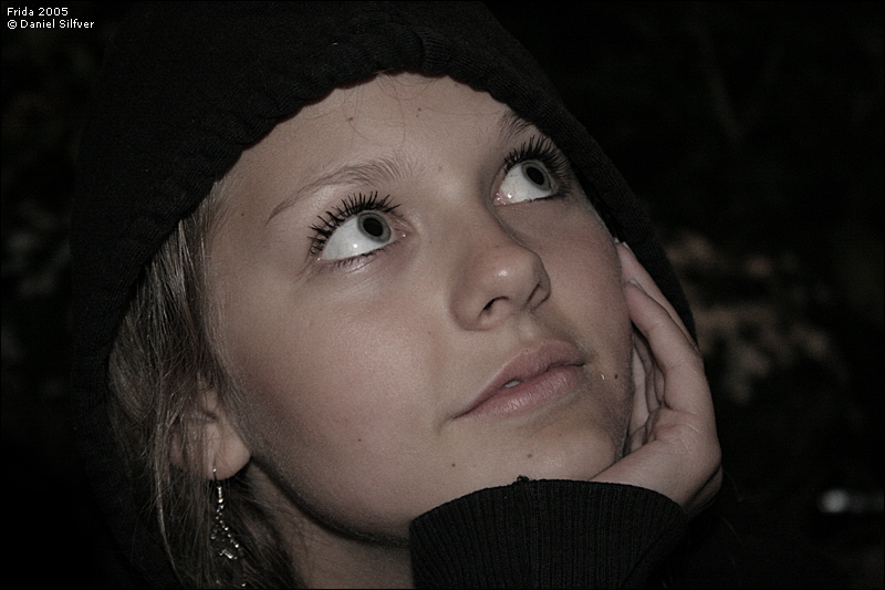 050806_frida.jpg